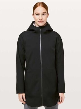 Lululemon Glyde Along Softshell Size 4 black hooded zip up water proof jacket